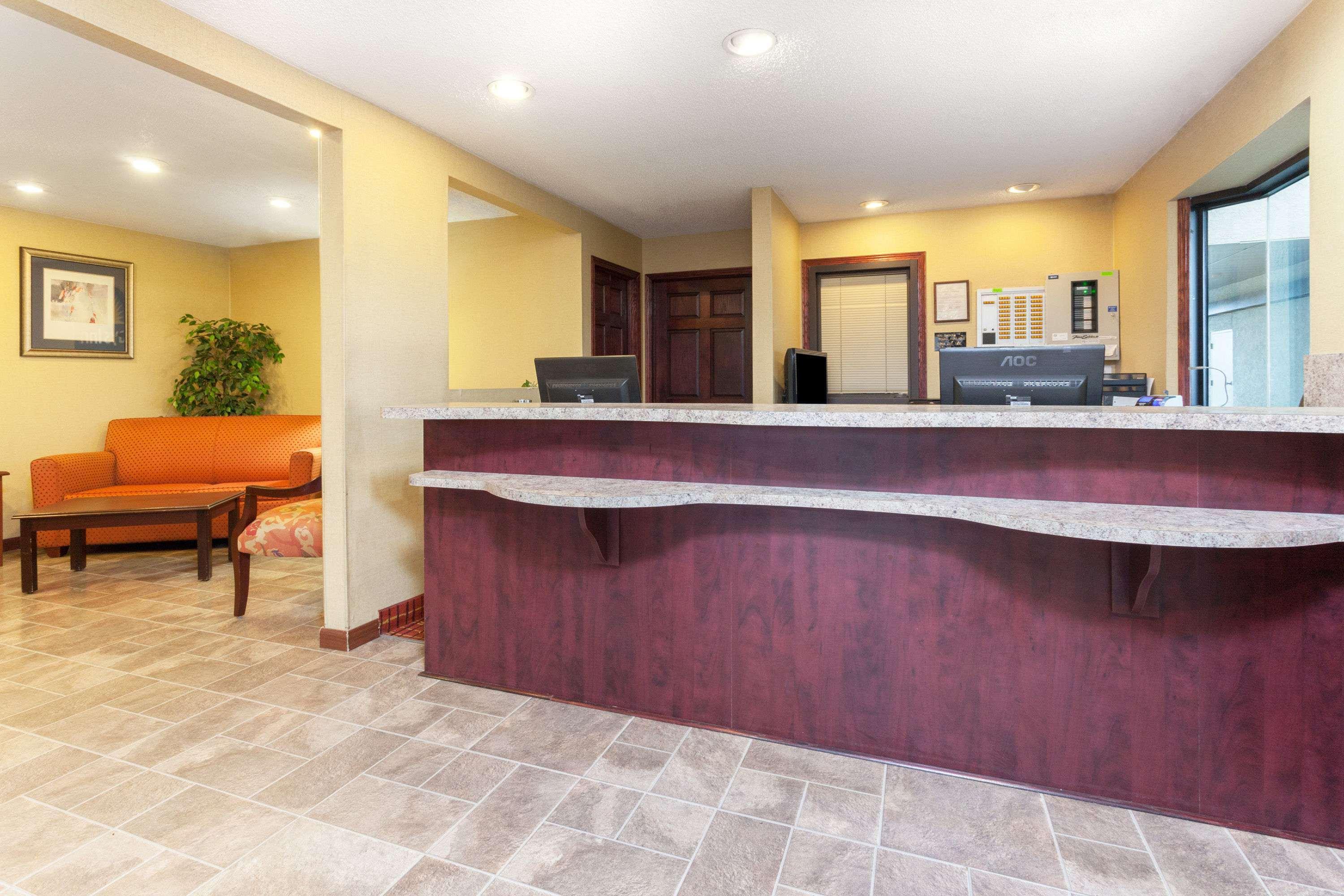 Days Inn By Wyndham Maumee/Toledo Dış mekan fotoğraf