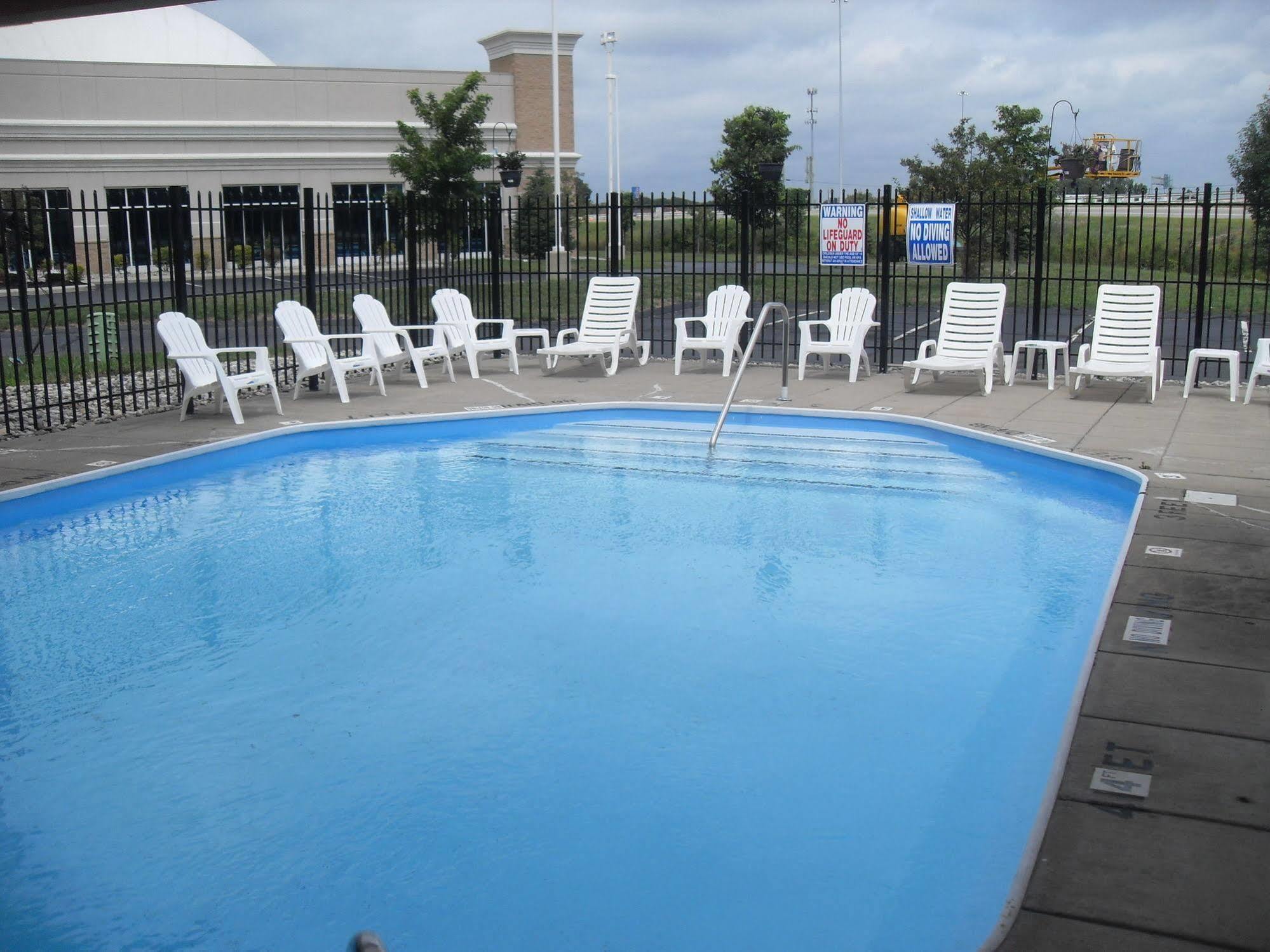 Days Inn By Wyndham Maumee/Toledo Dış mekan fotoğraf